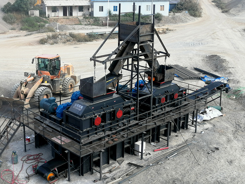 用對(duì)輥式破碎機(jī)打瓜米石效果怎么樣??jī)r(jià)格貴嗎? 用對(duì)輥式破碎機(jī)打瓜米石效果怎么樣??jī)r(jià)格貴嗎?