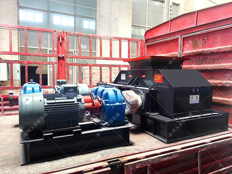 2PG86型彈簧式對(duì)輥制砂機(jī)設(shè)備發(fā)往浙江 2PG86型彈簧式對(duì)輥制砂機(jī)設(shè)備發(fā)往浙江