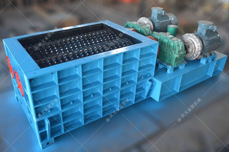 雙齒輥破碎機-廠家直供價格低-齒輥式破碎機結(jié)構原理圖