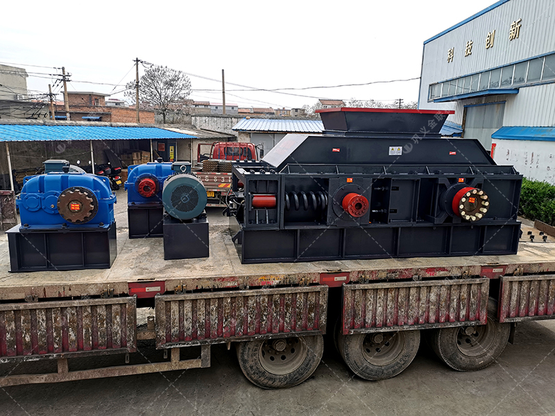 時產30-300噸玄武巖對輥制砂機生產線配置及工藝流程介紹 時產30-300噸玄武巖對輥制砂機生產線配置及工藝流程介紹