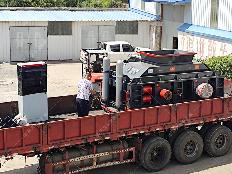 2025 年制砂設(shè)備新趨勢:全自動液壓對輥制砂機(jī)為何成行業(yè)優(yōu)選? 2025 年制砂設(shè)備新趨勢:全自動液壓對輥制砂機(jī)為何成行業(yè)優(yōu)選?